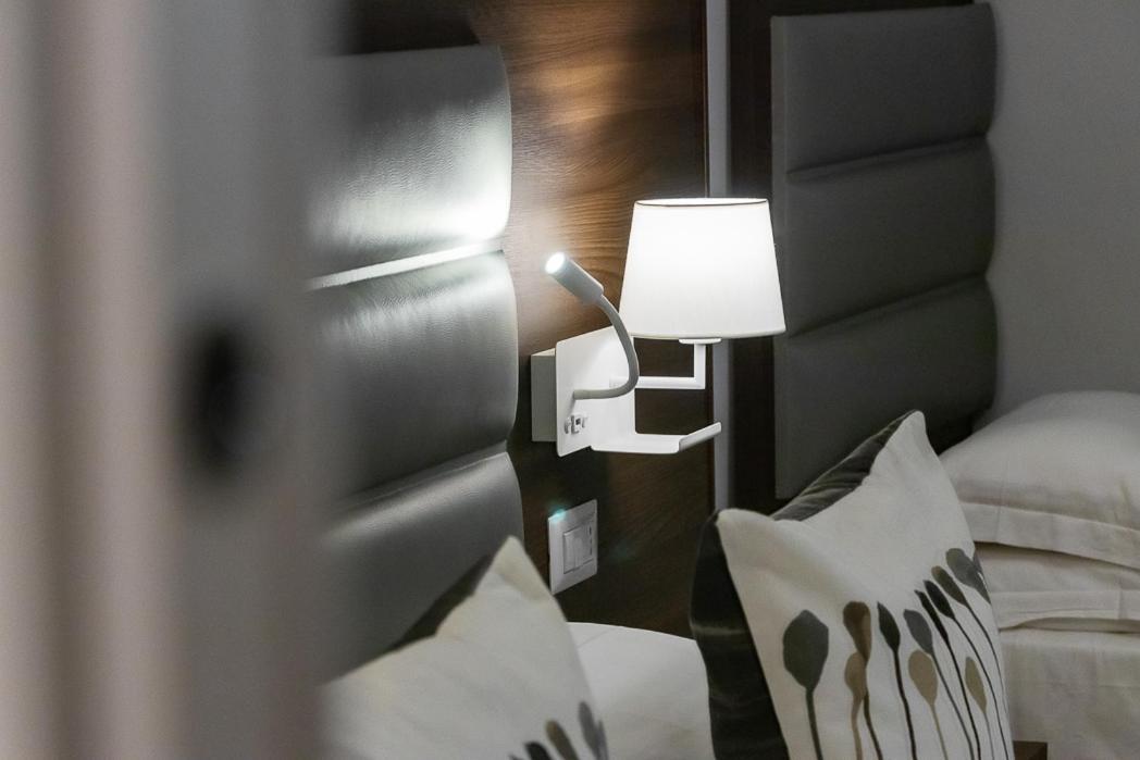 Bed and Breakfast Re Vittorio De Luxe Mesina Exterior foto